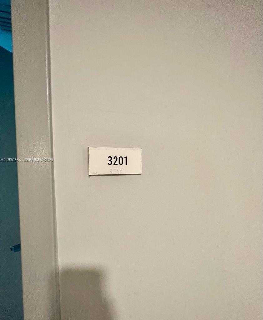 Small Image of 300 SOUTH BISCAYNE BLVD #T-3201, Miami Number 3