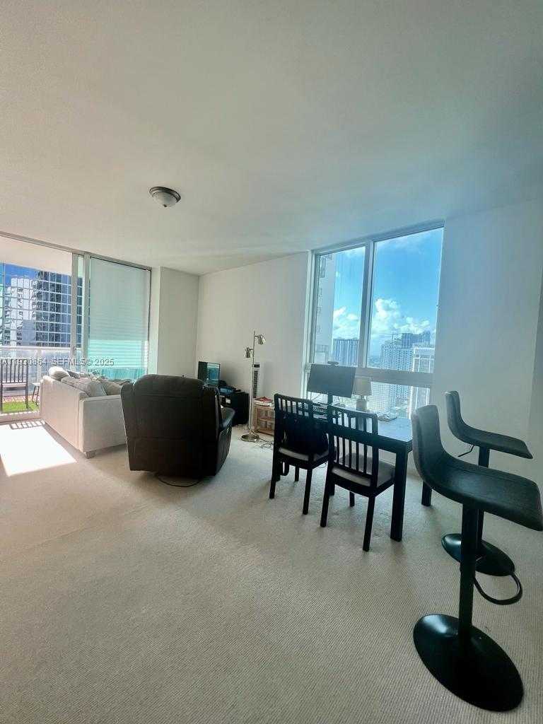 Small Image of 300 SOUTH BISCAYNE BLVD #T-3201, Miami Number 8