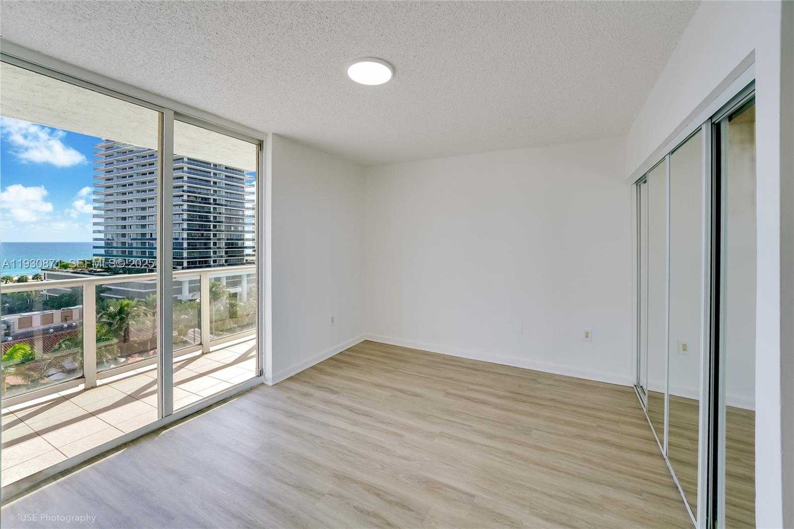 Small Image of 5900 COLLINS AVE #904, Miami Beach Number 10