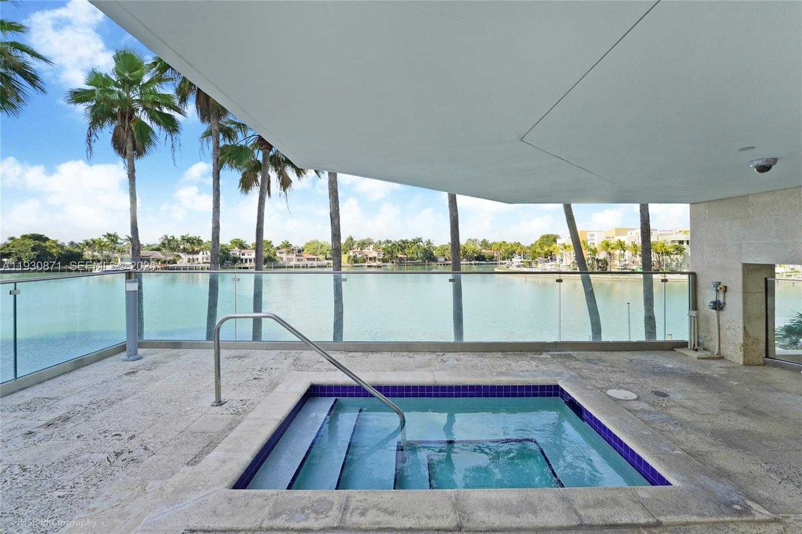 Small Image of 5900 COLLINS AVE #904, Miami Beach Number 15