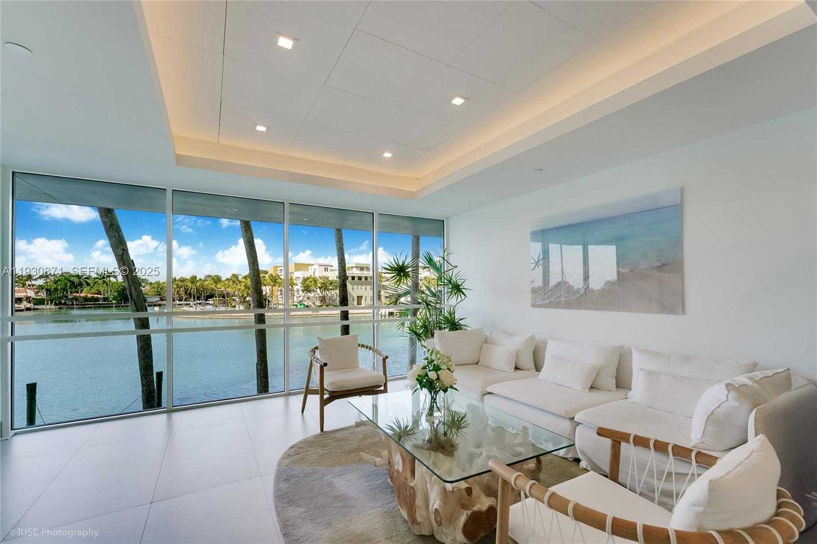 Small Image of 5900 COLLINS AVE #904, Miami Beach Number 16