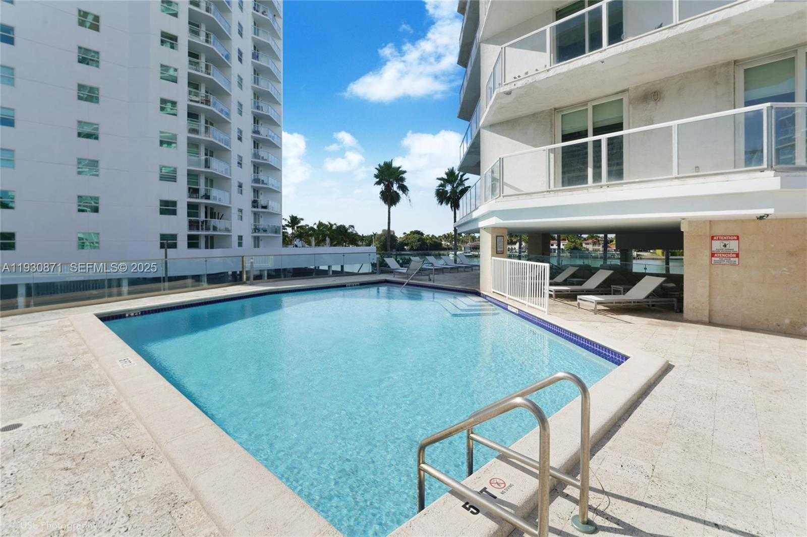 Small Image of 5900 COLLINS AVE #904, Miami Beach Number 18
