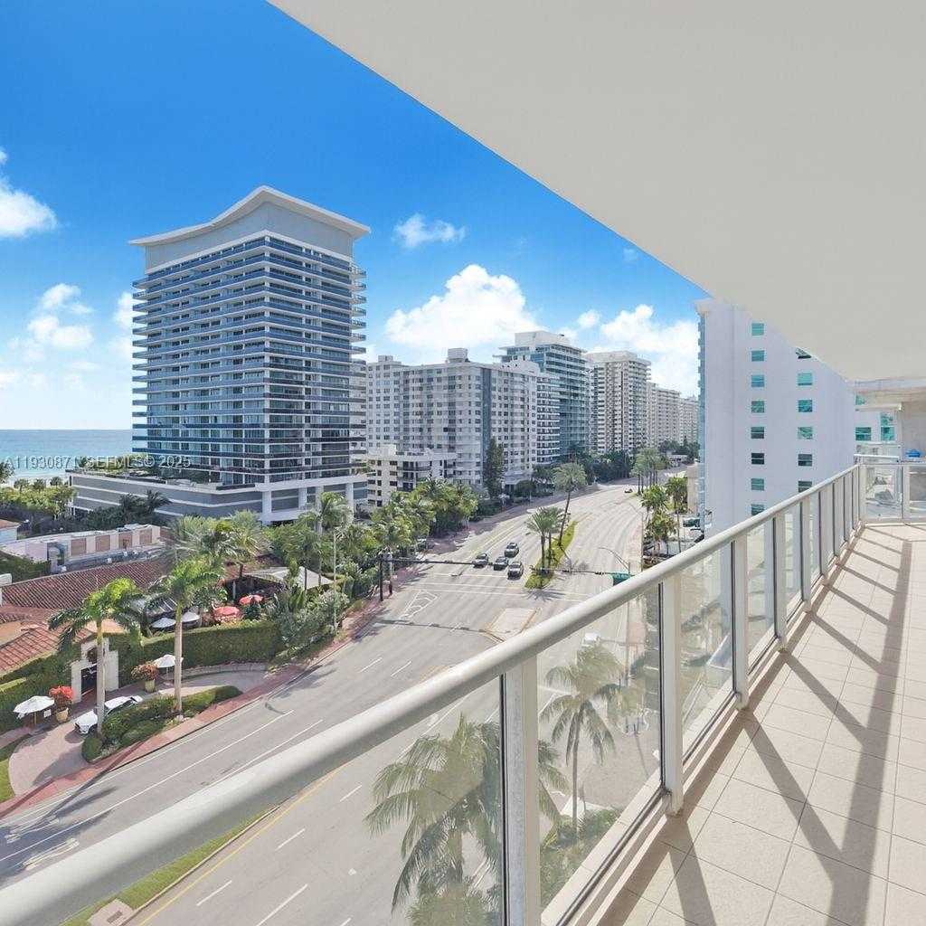 Small Image of 5900 COLLINS AVE #904, Miami Beach Number 20