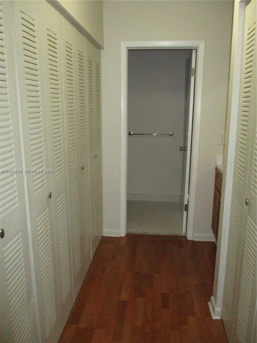 Small Image of 13726 SOUTH WEST 90TH AVE #26, Miami Number 12