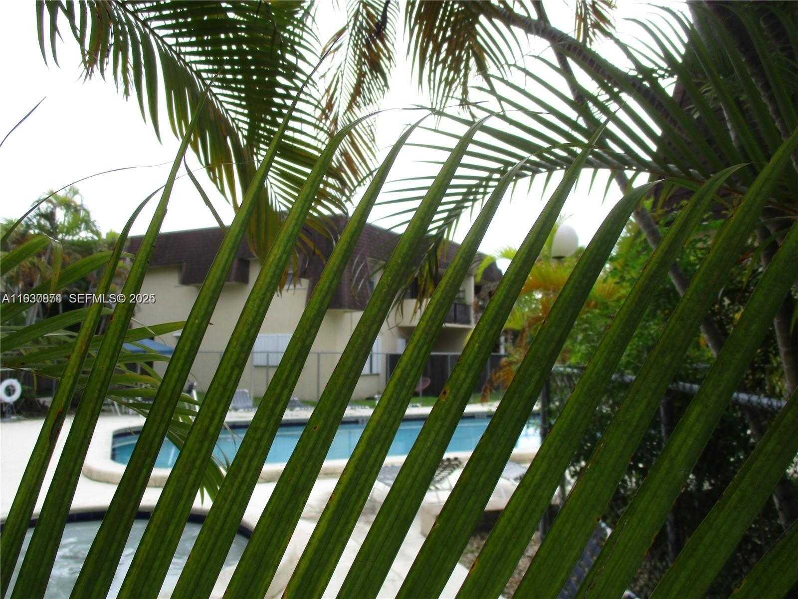 Small Image of 13726 SOUTH WEST 90TH AVE #26, Miami Number 13