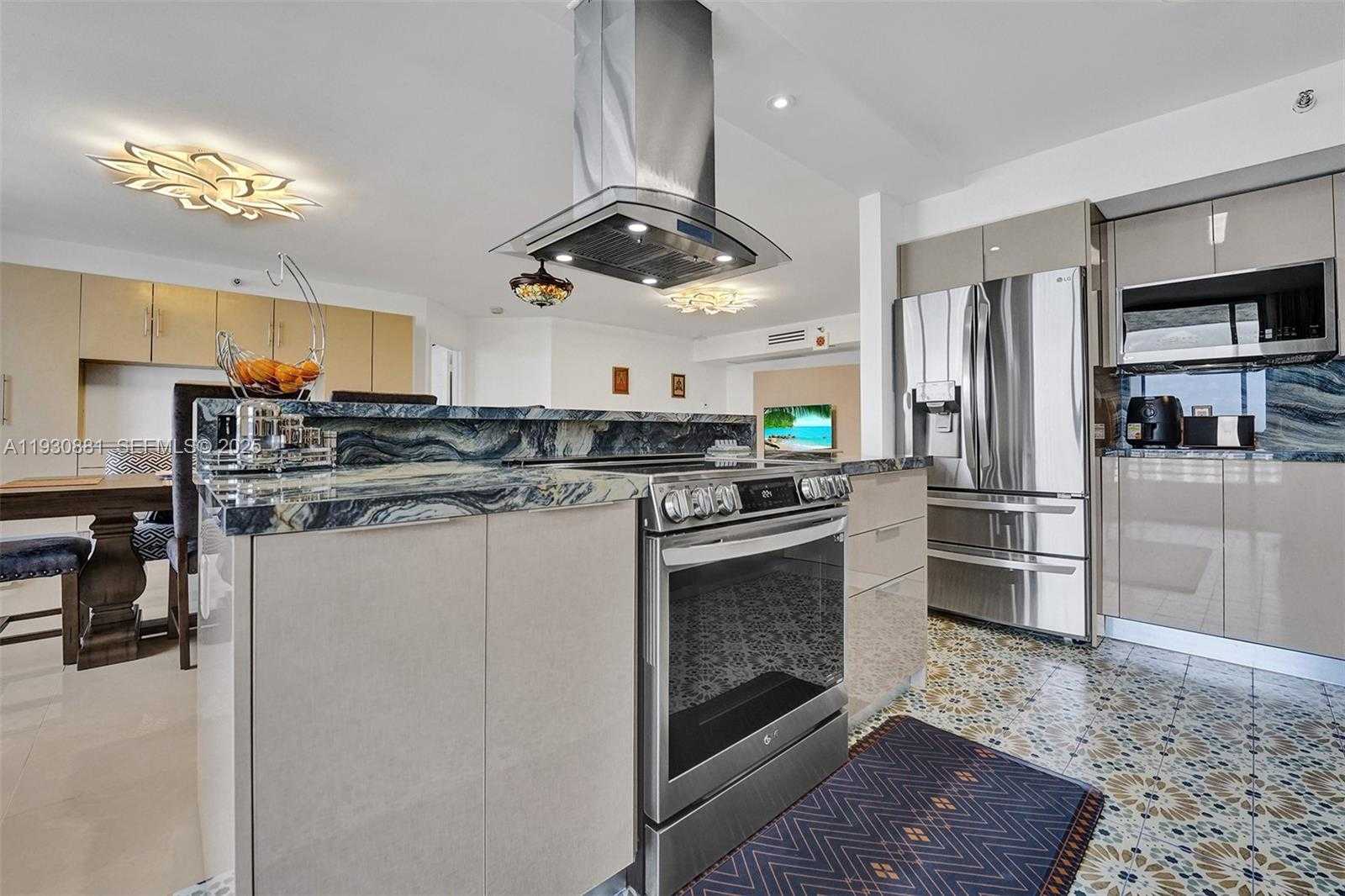 Imagen de Pequeño Objeto