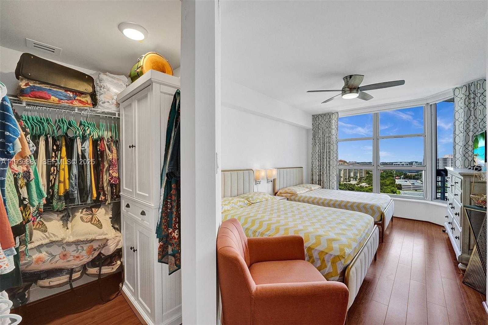 Imagen de Pequeño Objeto