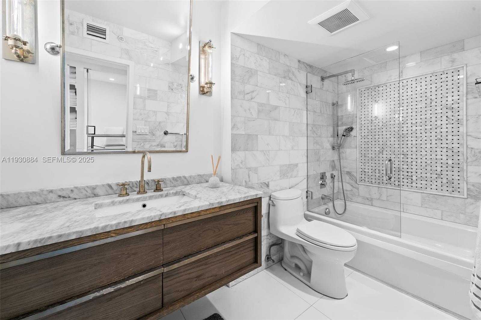 Small Image of 100 LINCOLN RD #1523, Miami Beach Number 17