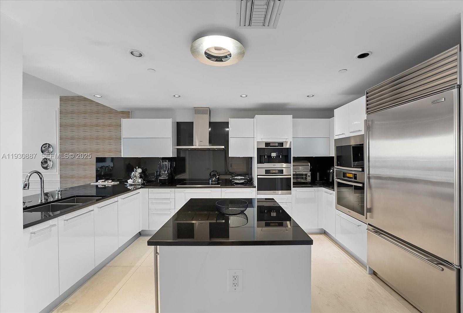 Small Image of 17121 COLLINS AVE #1005, Sunny Isles Beach Number 13