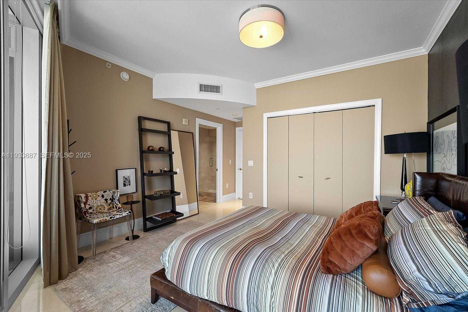 Small Image of 17121 COLLINS AVE #1005, Sunny Isles Beach Number 25