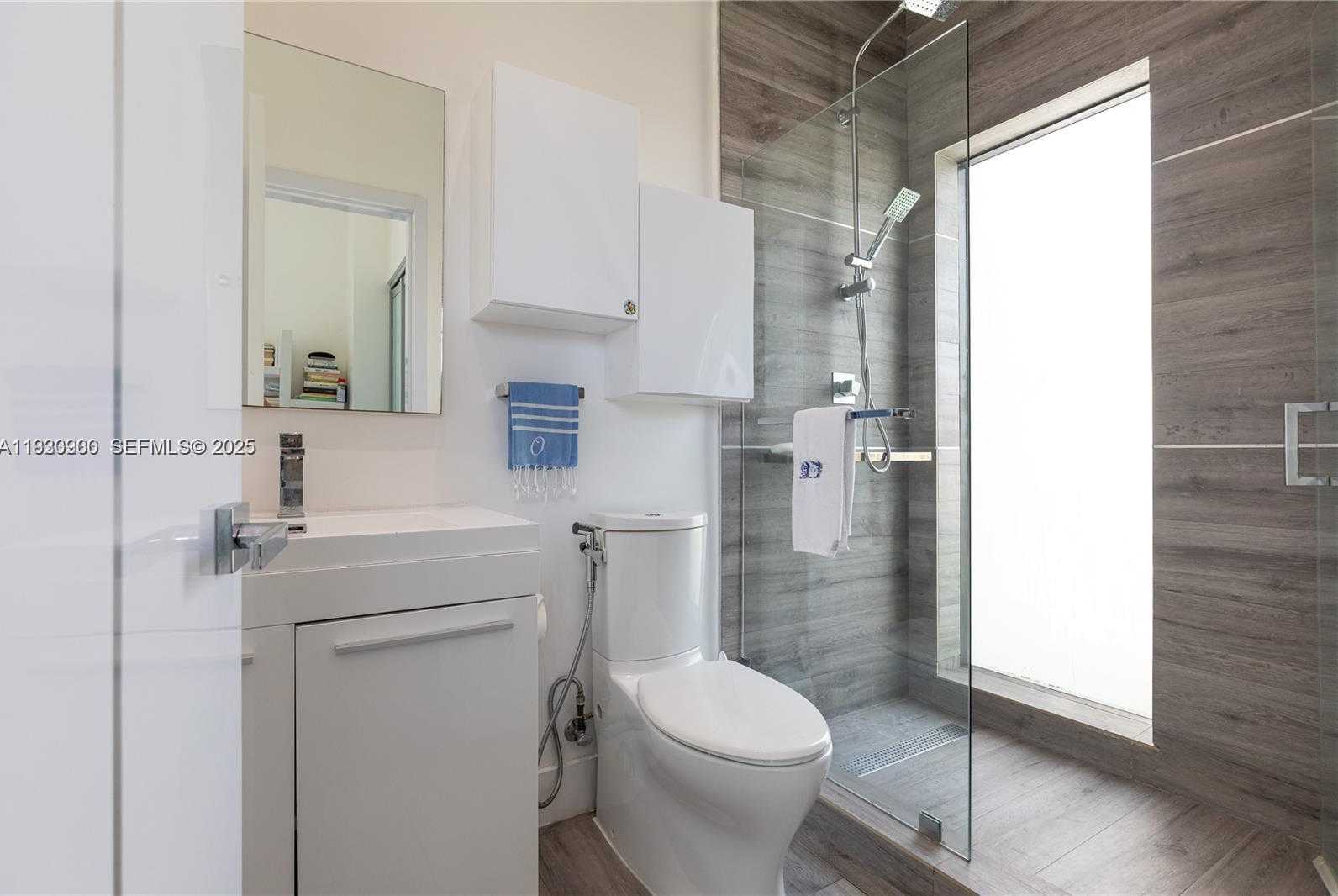 Small Image of 1150 98TH ST #10, Bay Harbor Islands Number 18