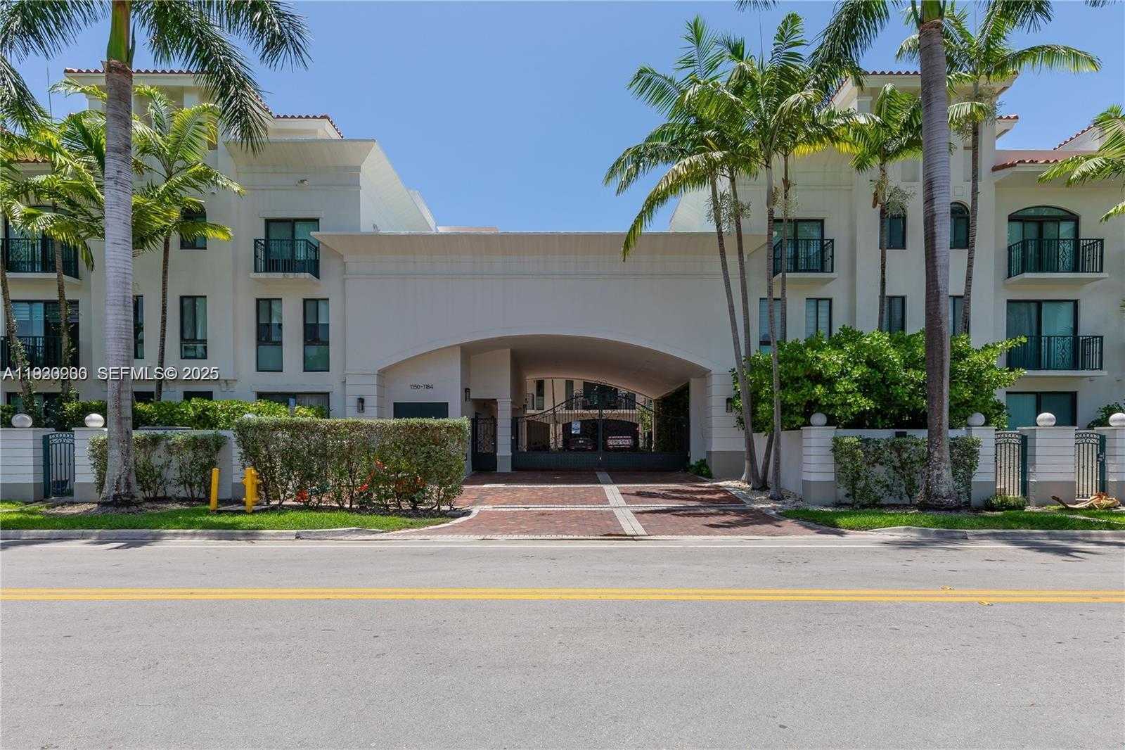 Small Image of 1150 98TH ST #10, Bay Harbor Islands Number 3