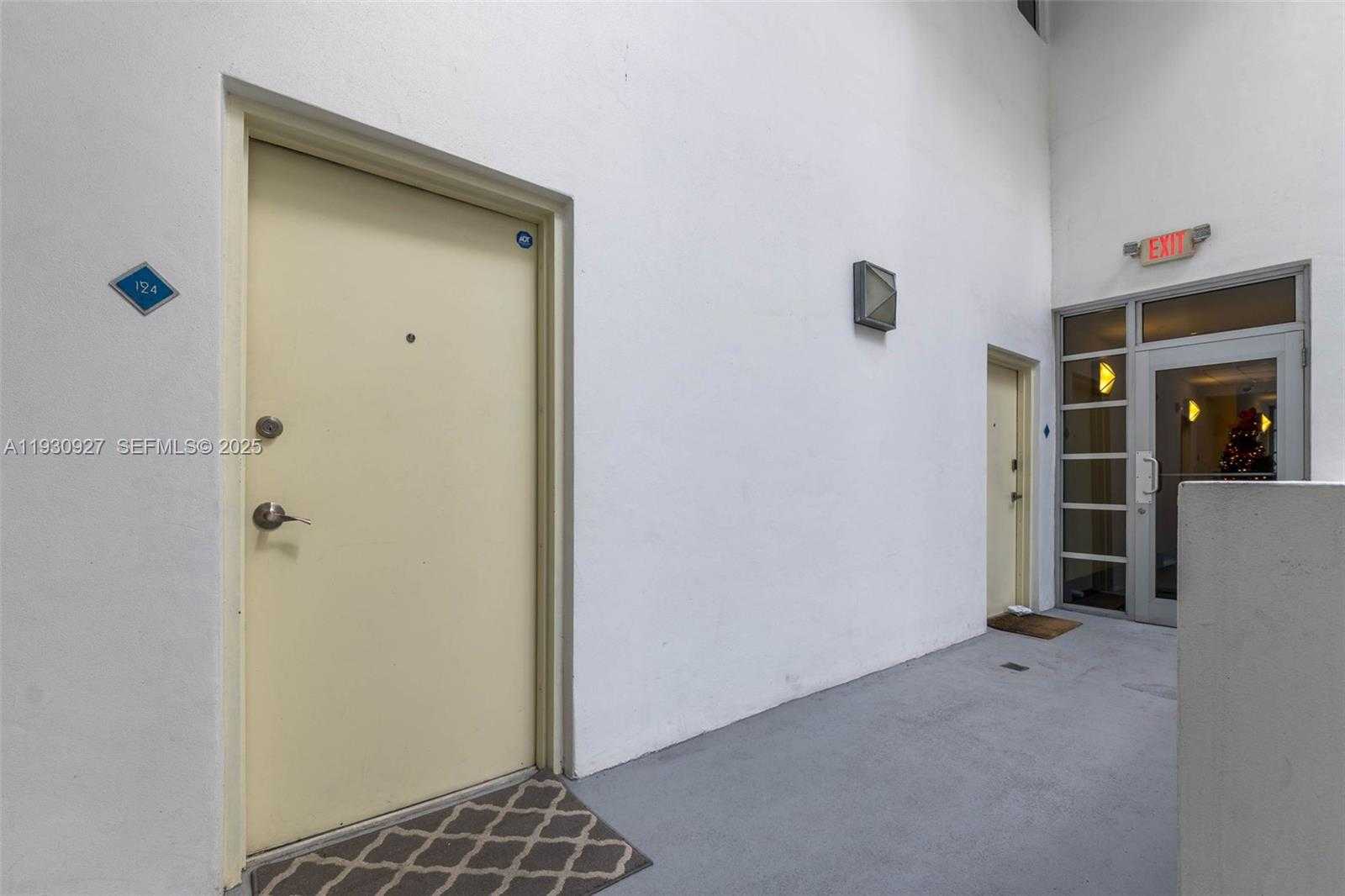 Small Image of 3339 VIRGINIA ST #124, Miami Number 23