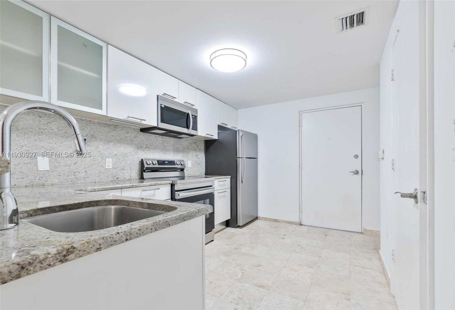 Small Image of 3339 VIRGINIA ST #124, Miami Number 5