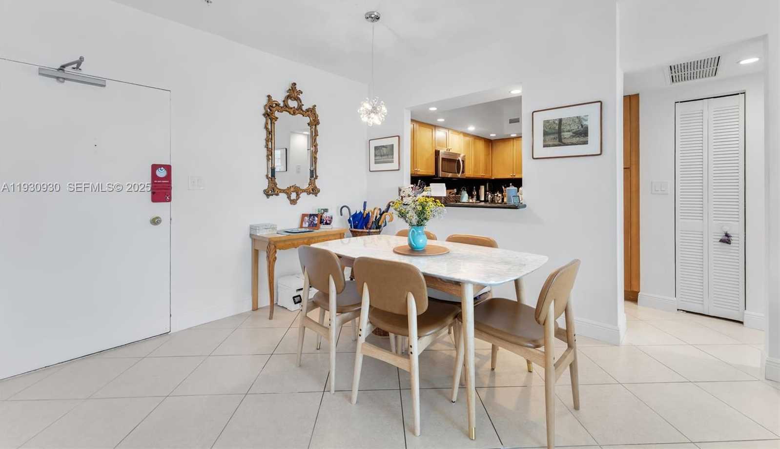 Small Image of 5600 COLLINS AVE #17W, Miami Beach Number 24