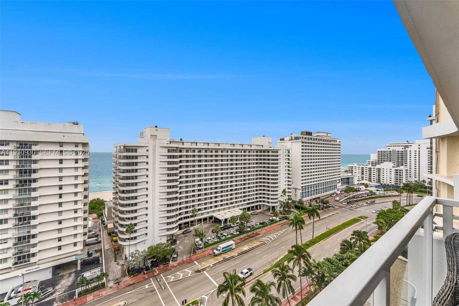 Small Image of 5600 COLLINS AVE #17W, Miami Beach Number 27