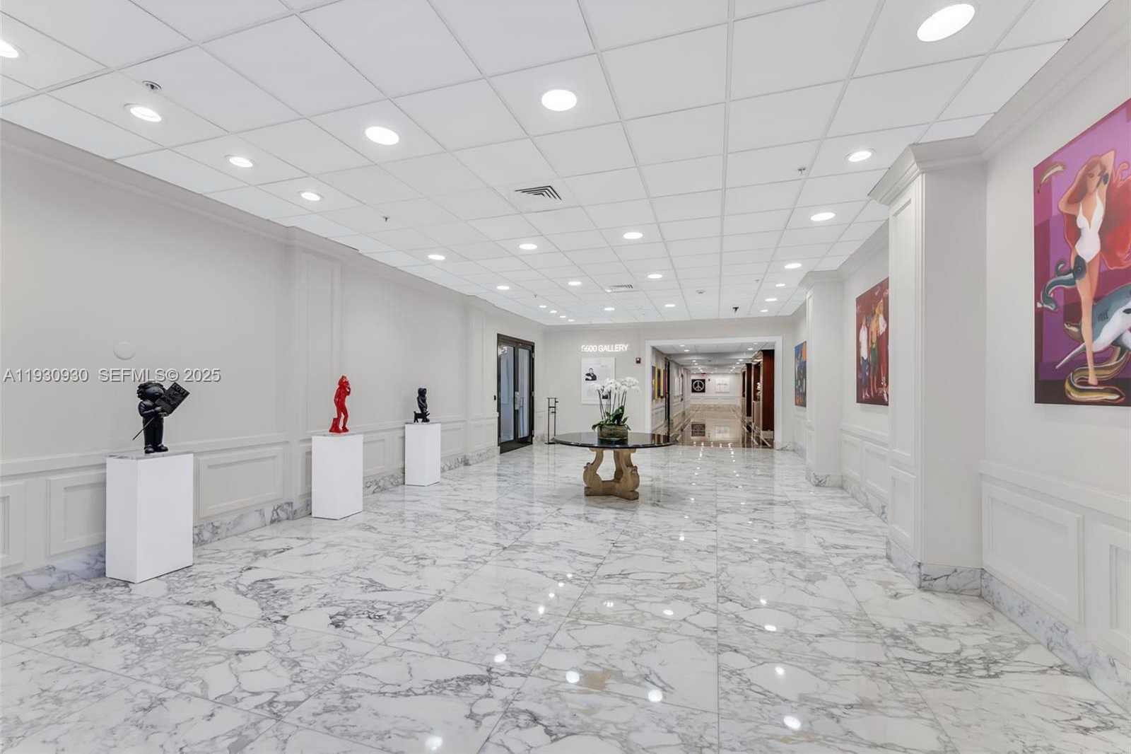 Small Image of 5600 COLLINS AVE #17W, Miami Beach Number 33