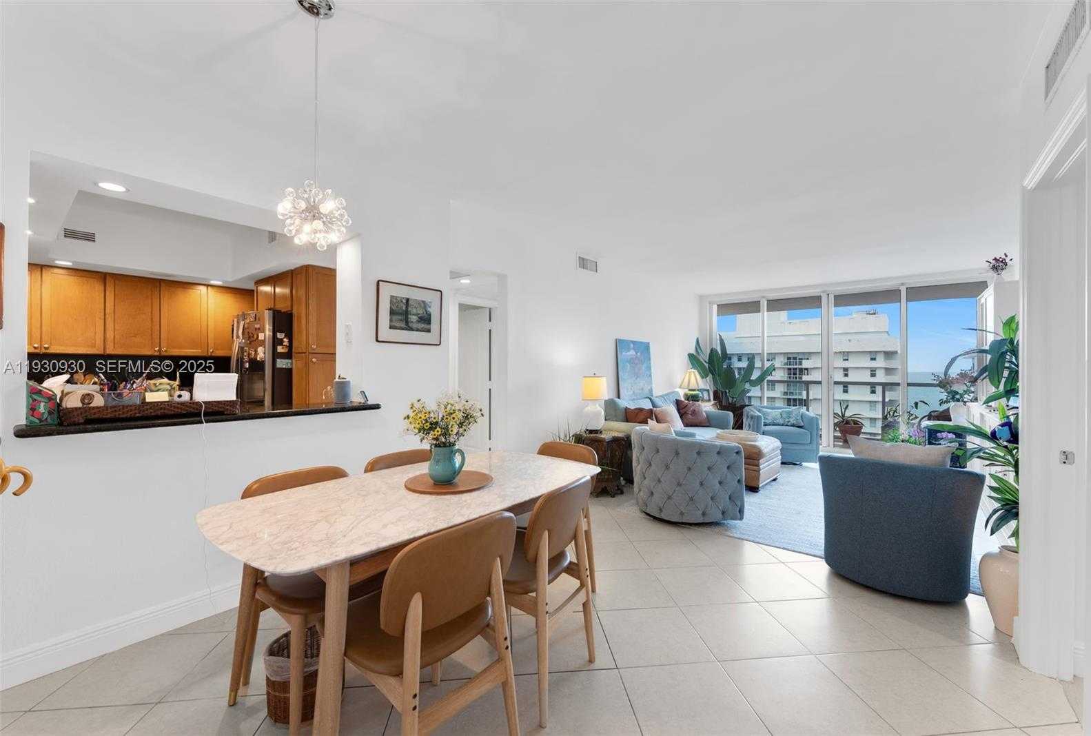 Small Image of 5600 COLLINS AVE #17W, Miami Beach Number 7
