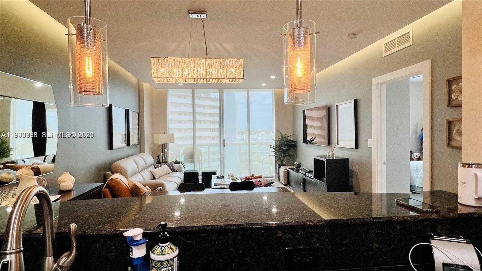 Small Image of 7900 HARBOR ISLAND DR #622, North Bay Village Number 10