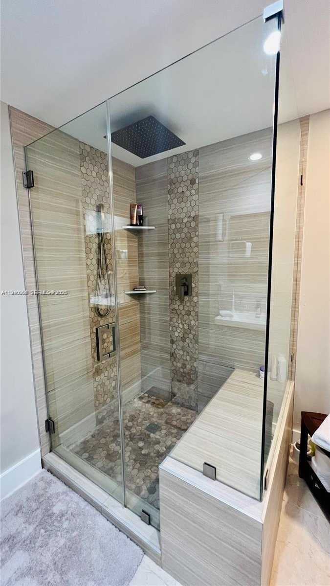 Small Image of 7900 HARBOR ISLAND DR #622, North Bay Village Number 15