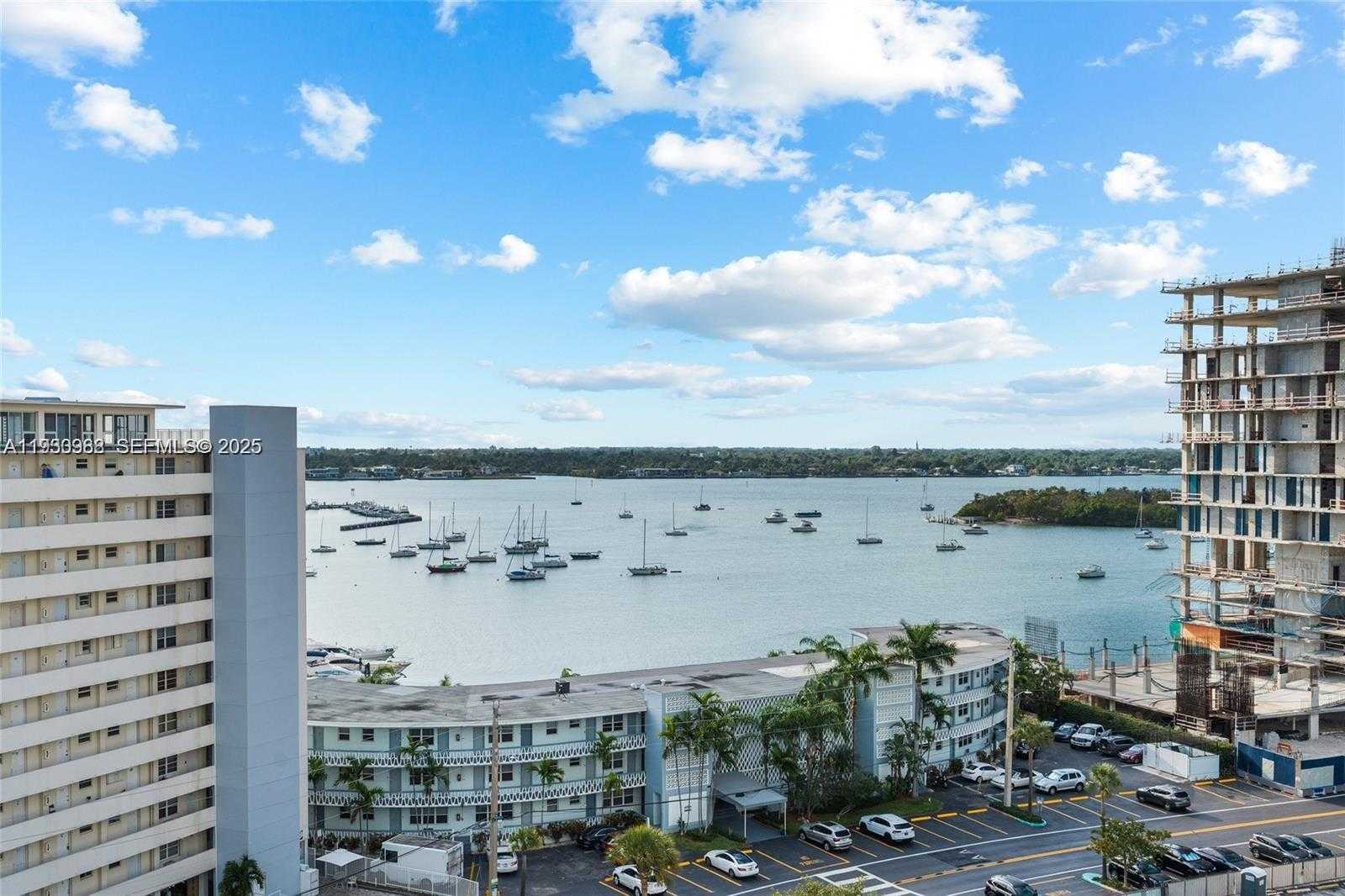 Small Image of 7900 HARBOR ISLAND DR #622, North Bay Village Number 19