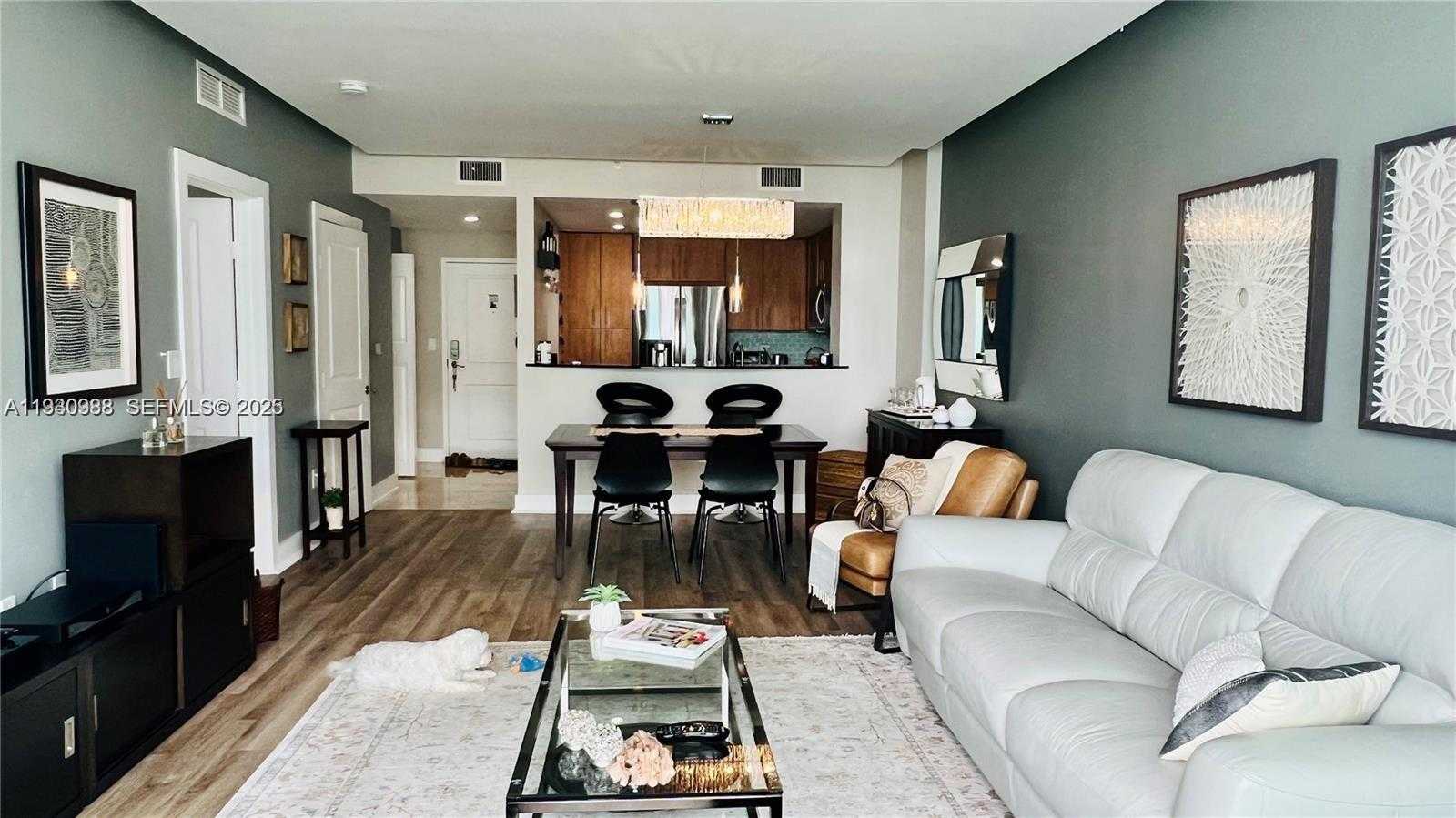 Small Image of 7900 HARBOR ISLAND DR #622, North Bay Village Number 3