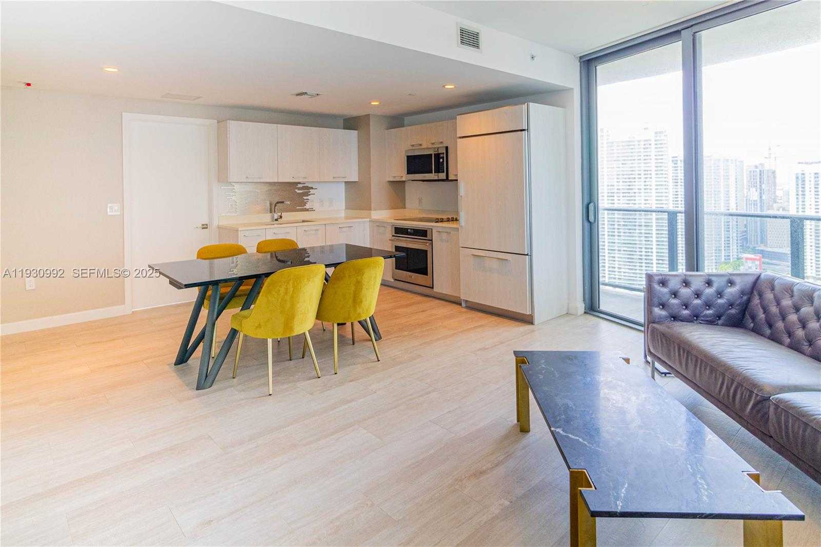 Small Image of 45 SOUTH WEST 9TH ST #3601, Miami Number 7