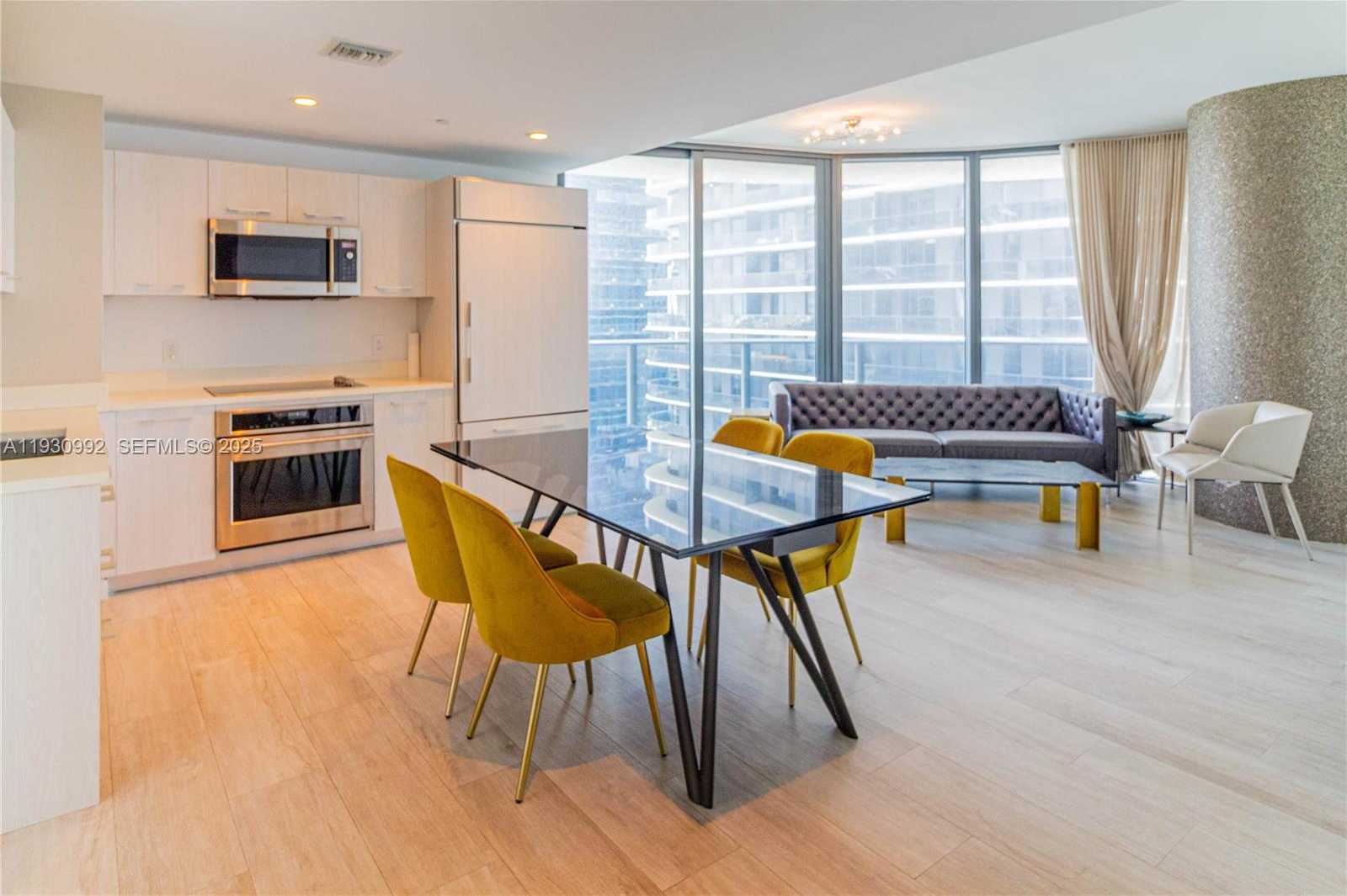 Small Image of 45 SOUTH WEST 9TH ST #3601, Miami Number 8