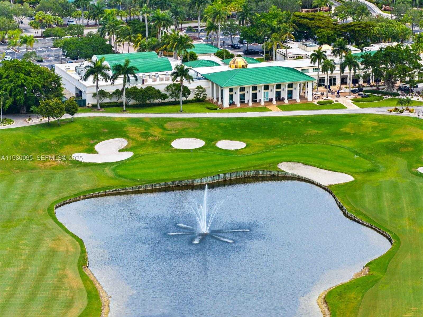 Small Image of 1901 TIMBERLINE RD, Weston Number 33