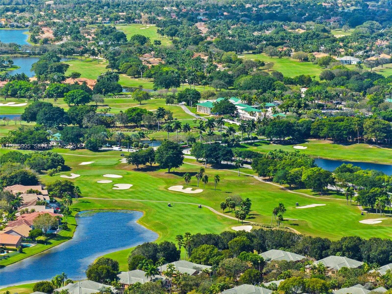 Small Image of 1901 TIMBERLINE RD, Weston Number 38