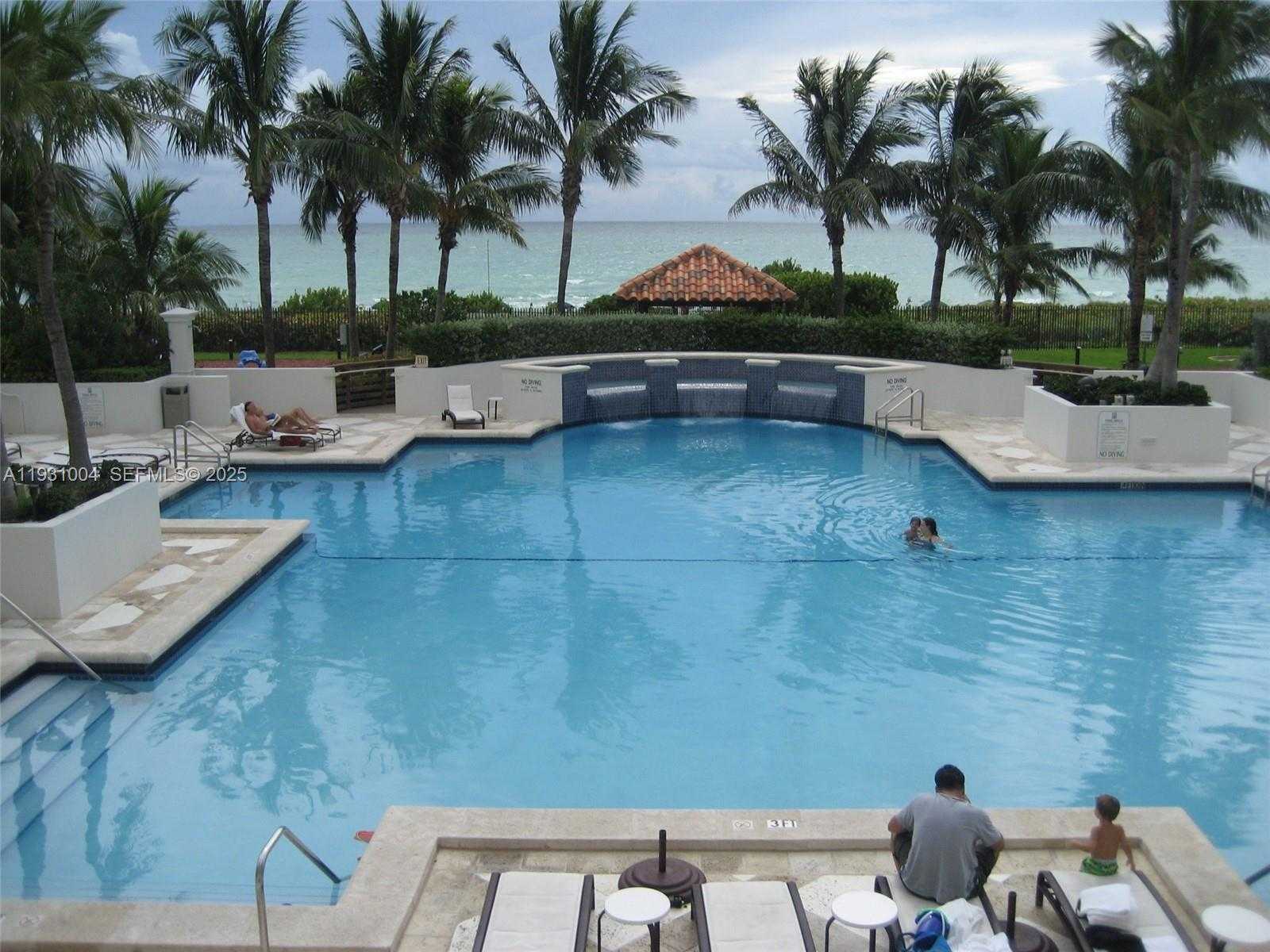 Small Image of Miami Beach Number 14