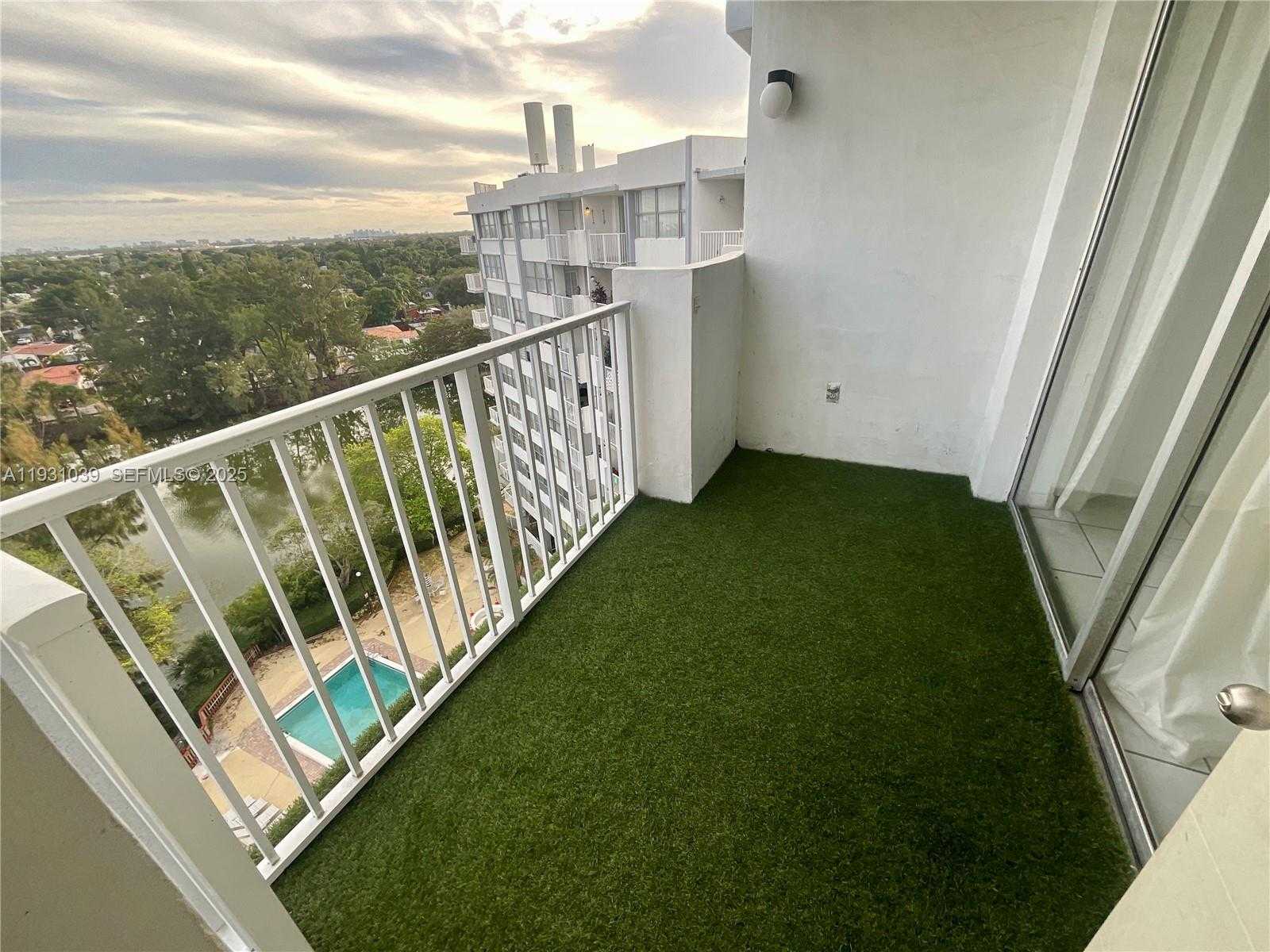 Small Image of 1200 NORTH EAST MIAMI GARDENS DR #1011W, Miami Number 11