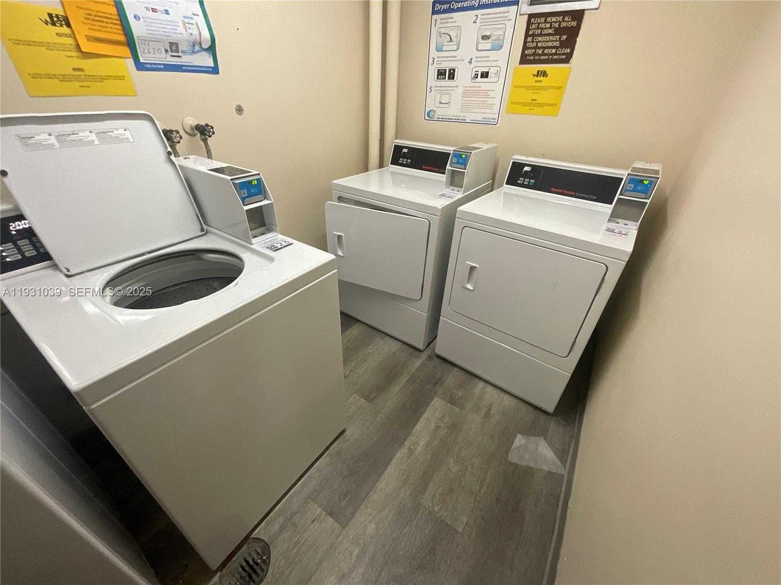 Small Image of 1200 NORTH EAST MIAMI GARDENS DR #1011W, Miami Number 19