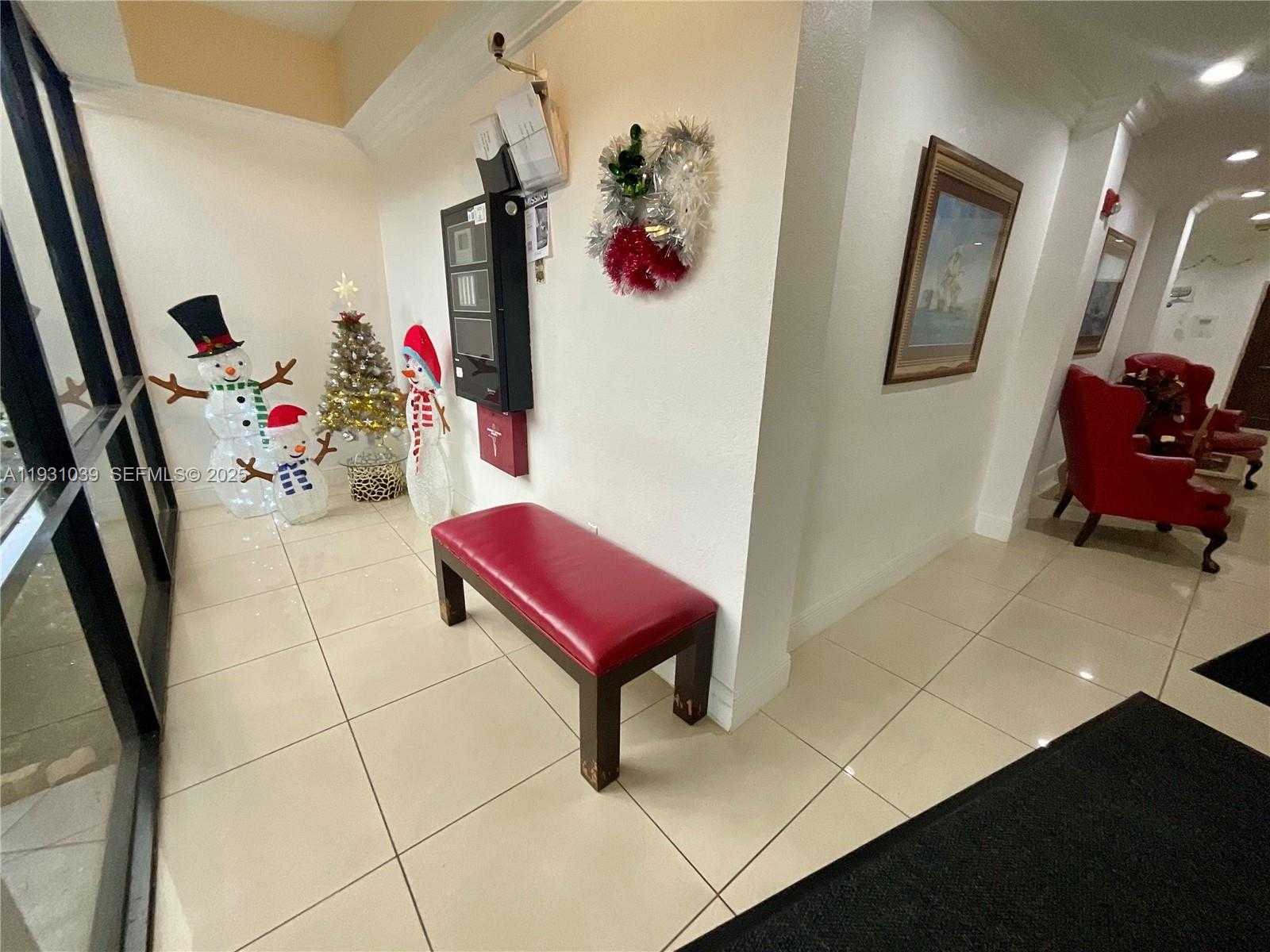 Small Image of 1200 NORTH EAST MIAMI GARDENS DR #1011W, Miami Number 26