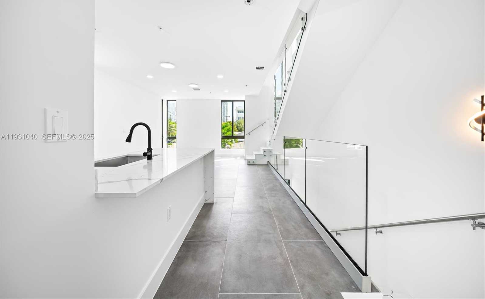 Small Image of 526 SOUTH WEST 2ND ST #1, Miami Number 10