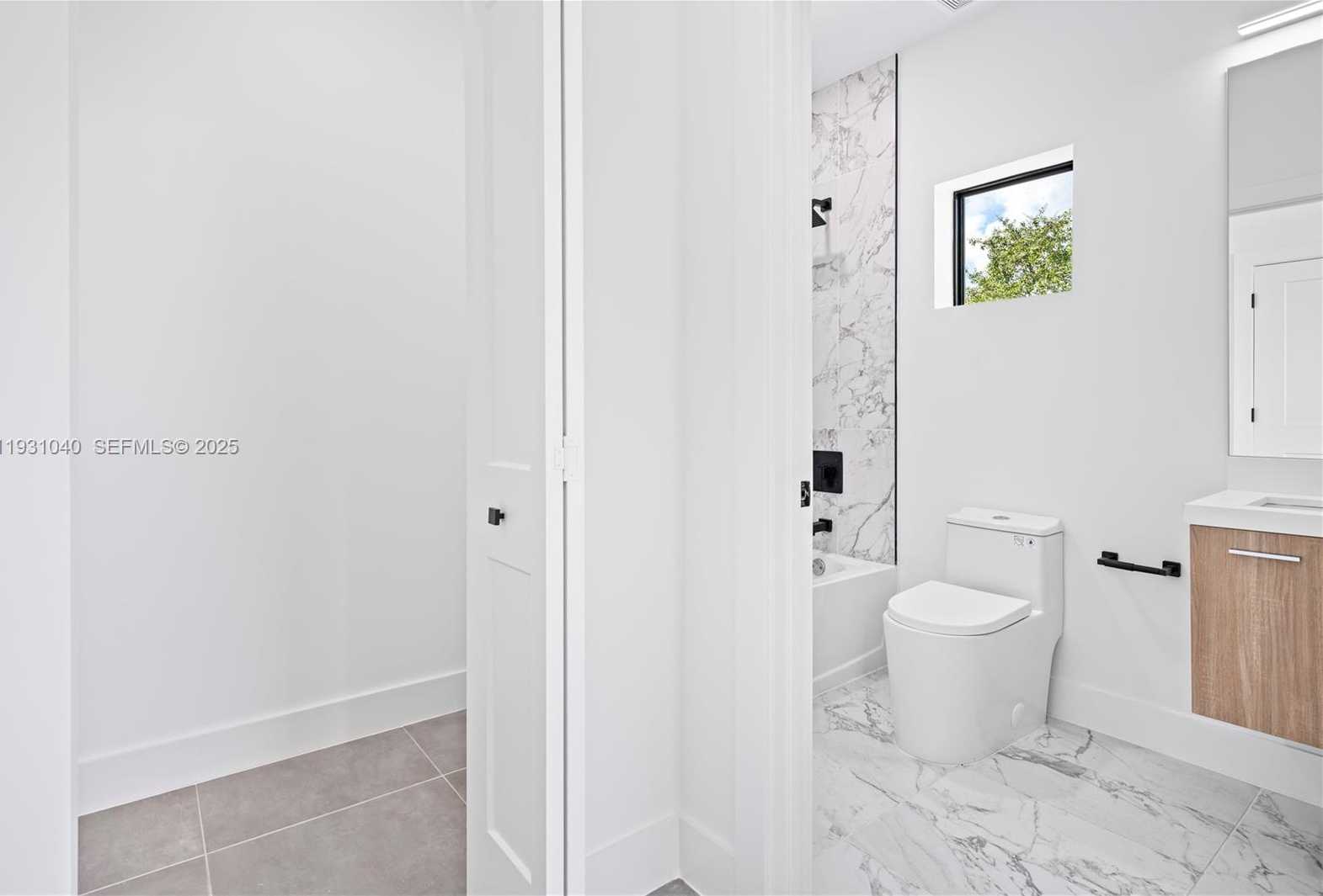 Small Image of 526 SOUTH WEST 2ND ST #1, Miami Number 21