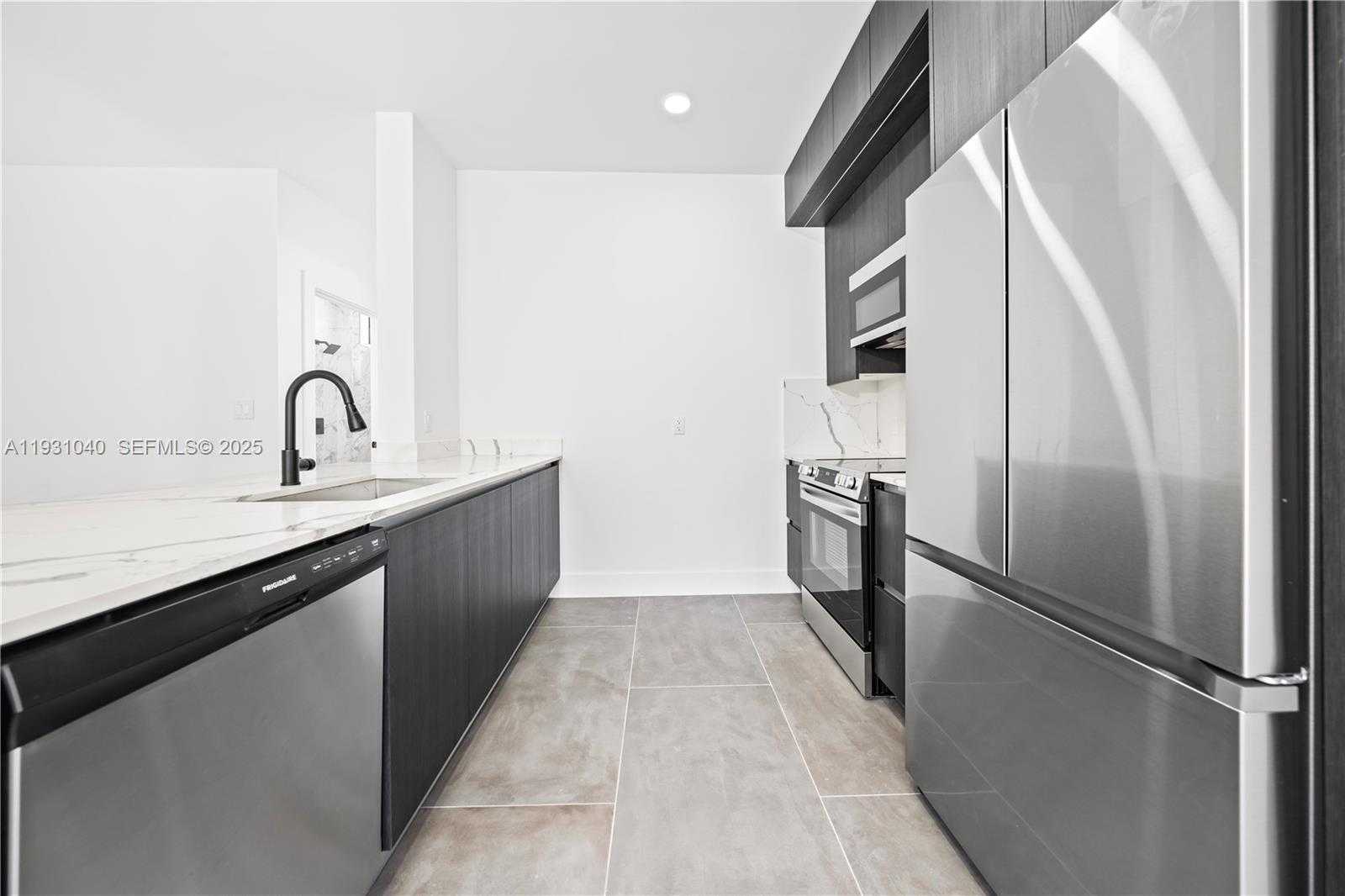 Small Image of 526 SOUTH WEST 2ND ST #1, Miami Number 26