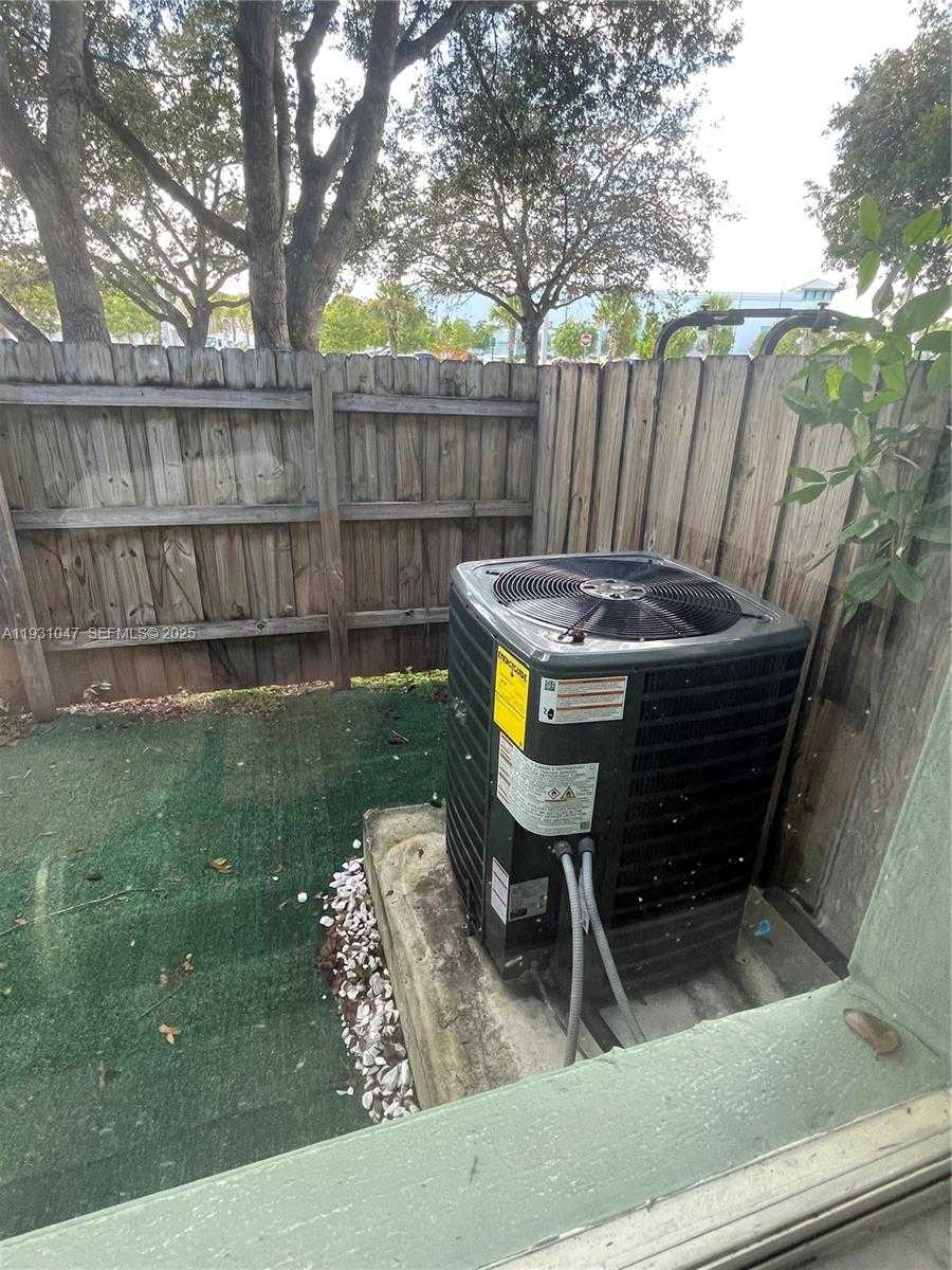 Small Image of 2508 SOUTH EAST 14TH AVE #287, Homestead Number 11