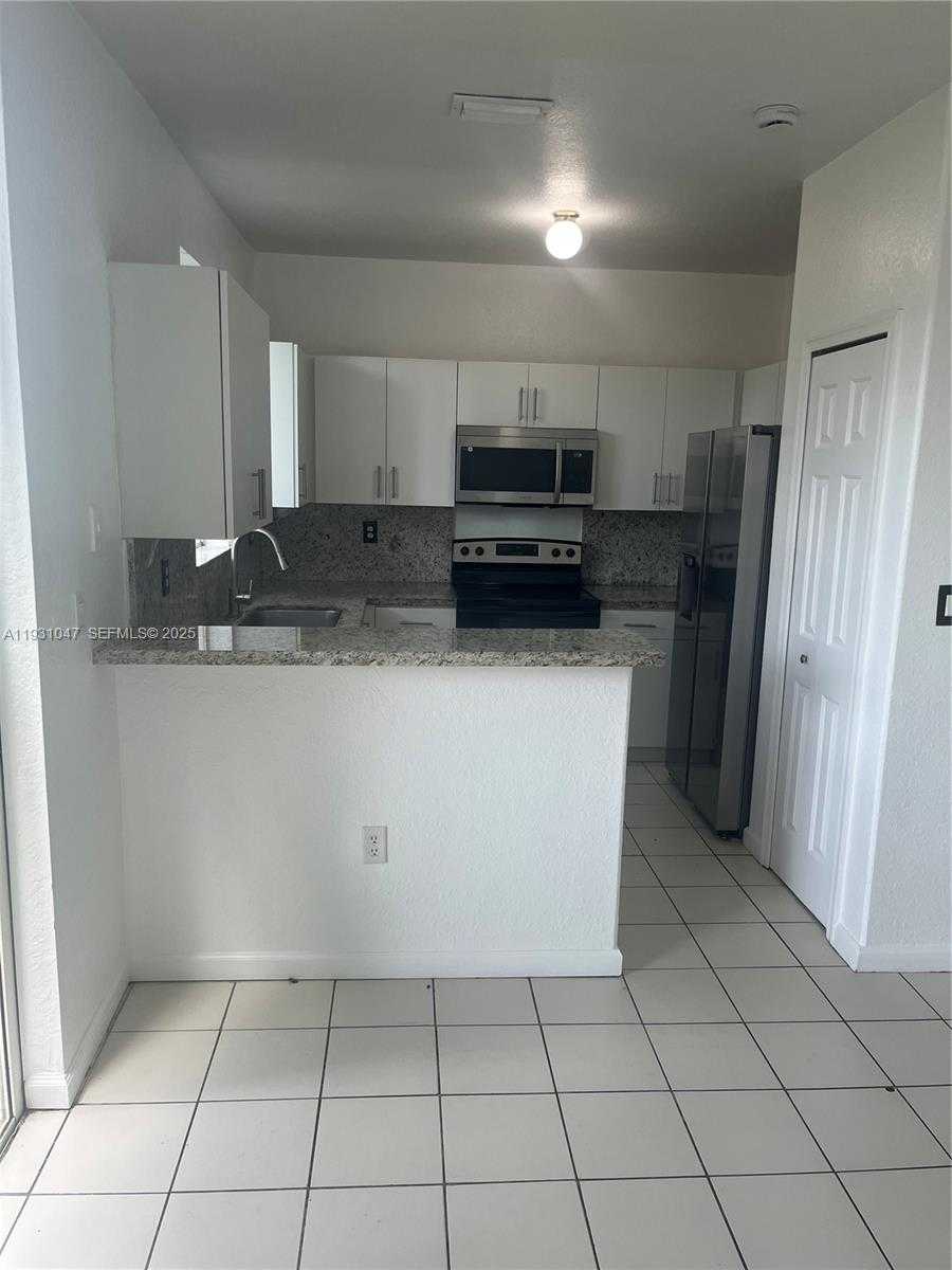 Small Image of 2508 SOUTH EAST 14TH AVE #287, Homestead Number 5