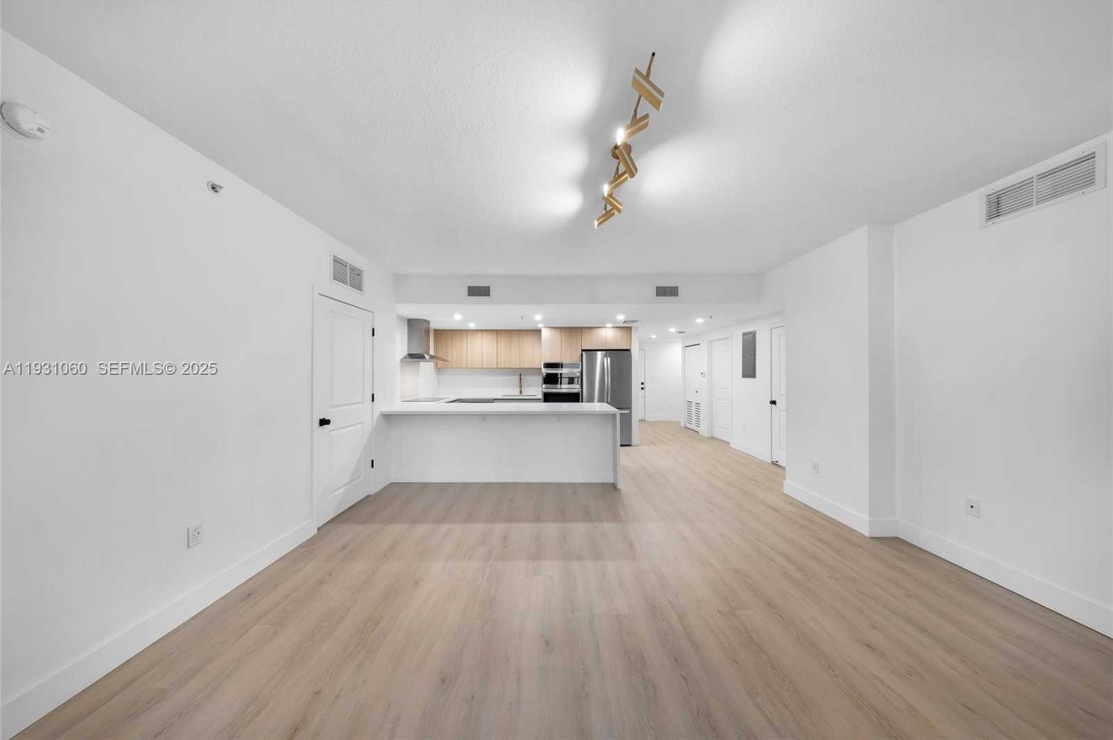 Small Image of 170 SOUTH EAST 14TH ST #2701, Miami Number 13