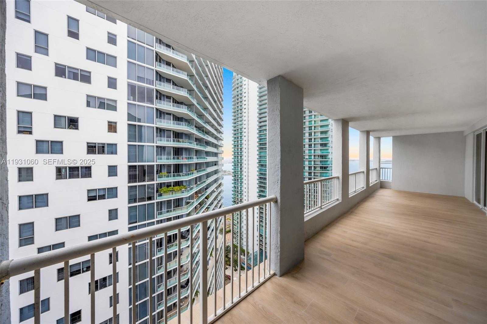 Small Image of 170 SOUTH EAST 14TH ST #2701, Miami Number 3