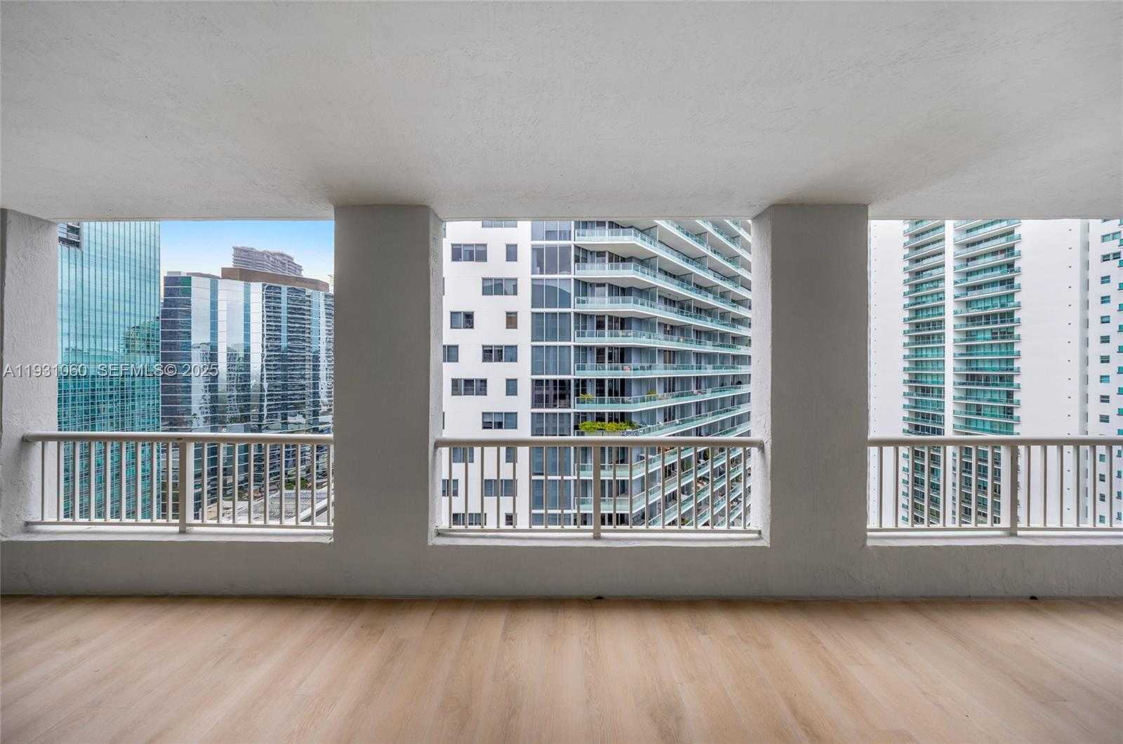 Small Image of 170 SOUTH EAST 14TH ST #2701, Miami Number 5