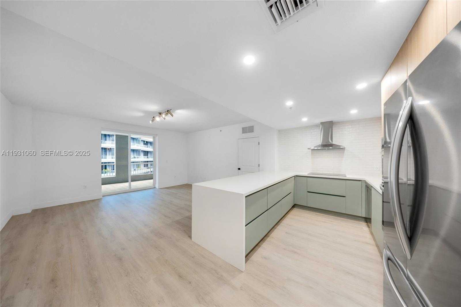 Small Image of 170 SOUTH EAST 14TH ST #2701, Miami Number 9