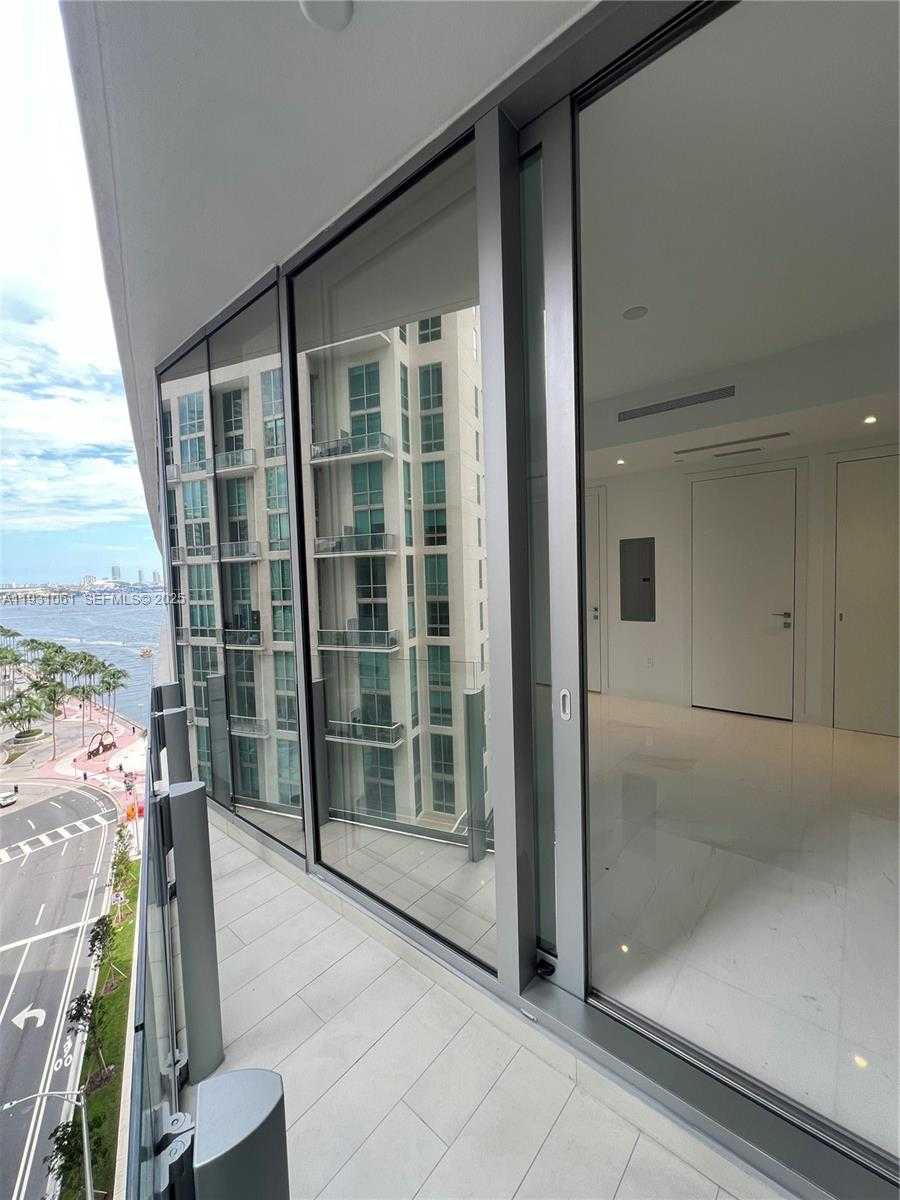 Small Image of 300 BISCAYNE BLVD WAY #806E, Miami Number 18