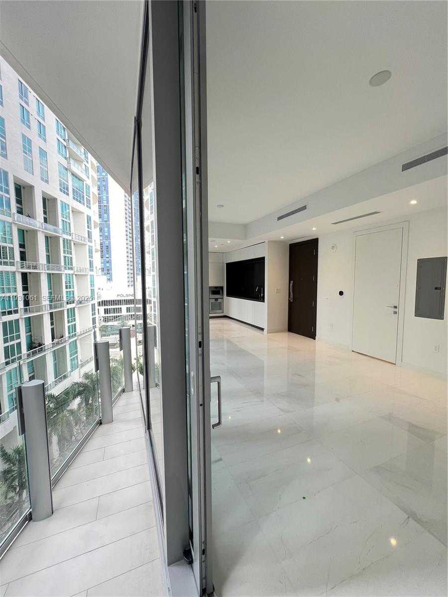 Small Image of 300 BISCAYNE BLVD WAY #806E, Miami Number 22