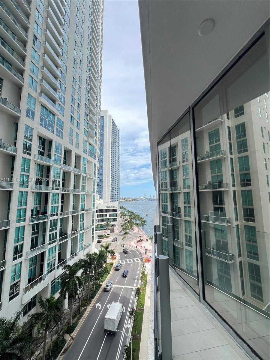 Small Image of 300 BISCAYNE BLVD WAY #806E, Miami Number 23