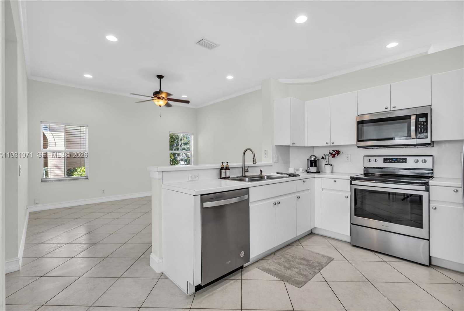 Small Image of 1579 BANYAN WAY #1597, Weston Number 14