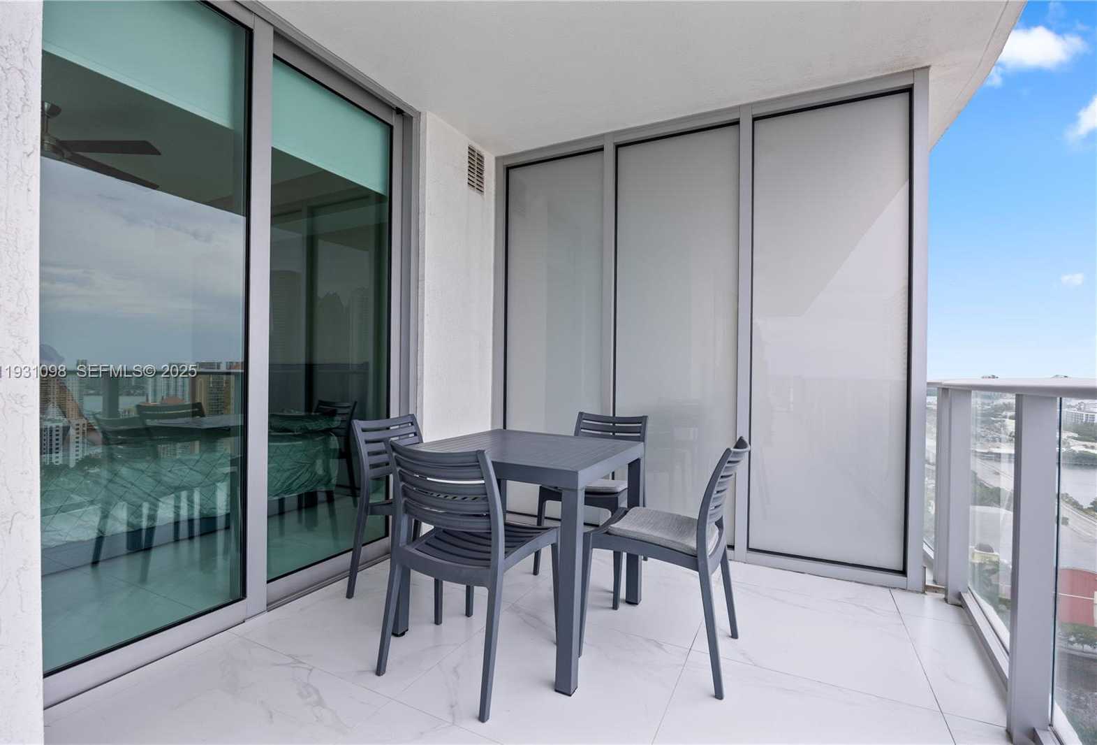 Small Image of Sunny Isles Beach Number 22