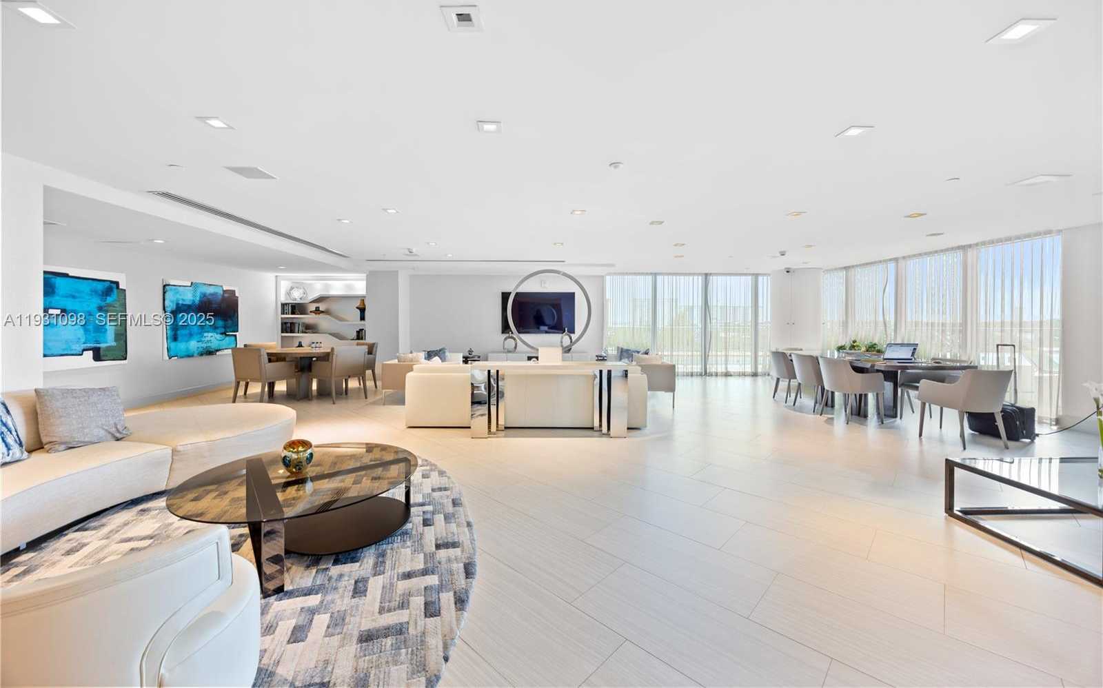 Small Image of Sunny Isles Beach Number 23