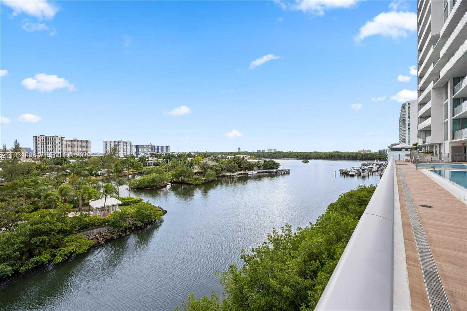 Small Image of Sunny Isles Beach Number 27